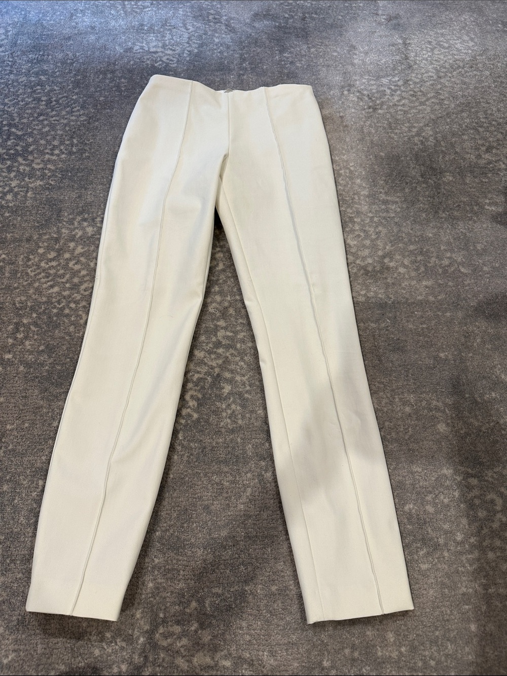 THE ROW CREAM STRETCHY SIDE ZIPPER PANT SIZE 6